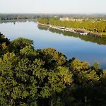 Bayleaf Nature S Escape Antoing