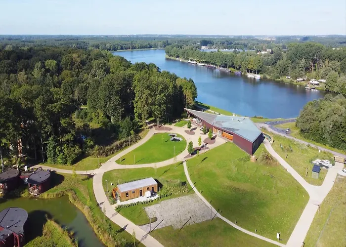 Bayleaf Nature S Escape *